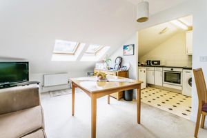 Lounge- click for photo gallery